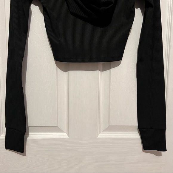 💗 *NEW* Forever 21‎ - Womans Ribbed Active Long Sleeve w/ Hood - Picture 10 of 10